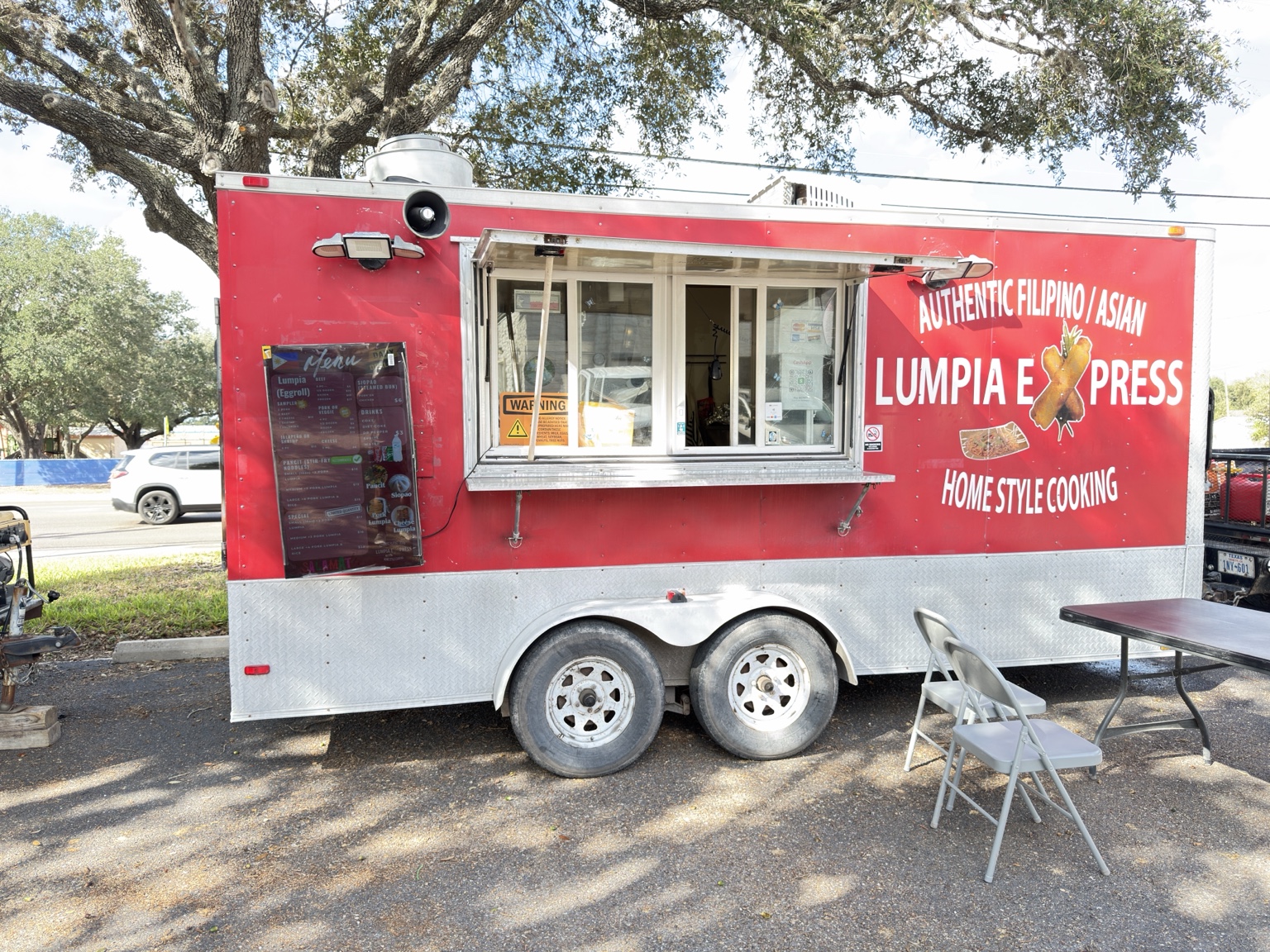 The Lumpia Express family together